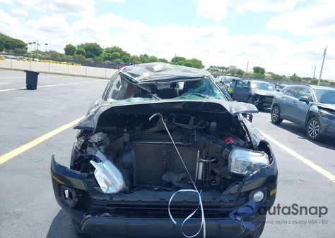 2022 Toyota Tacoma Sr5 V6 z USA, uszkodzony, nr VIN 3TMAZ5CN8NM163899